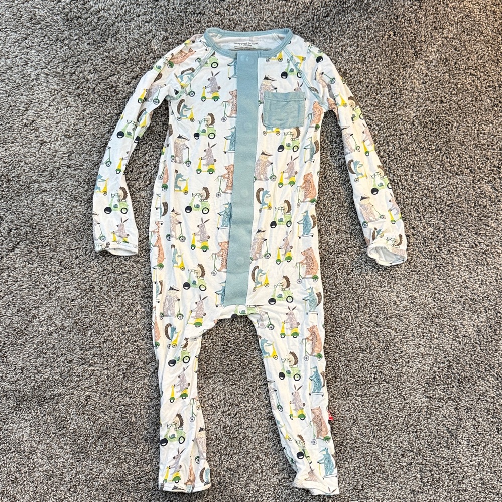 Magnetic Me Magnetic modal bamboo footless coverall 18-24M
